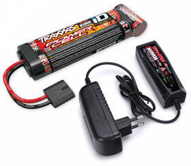 Traxxas Charger (2A) and 8,4V NiMH 3000mAh iD Combo